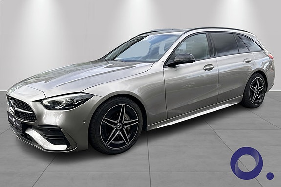 Mercedes-Benz C220 2 of 17