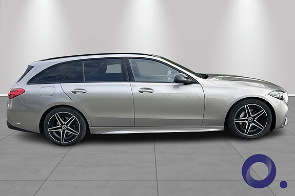 Mercedes-Benz C220 7 of 17