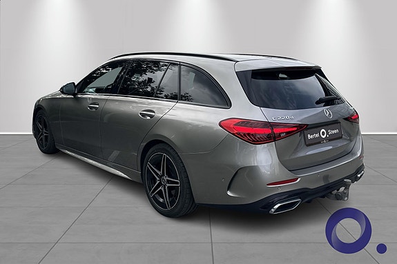 Mercedes-Benz C220 4 of 17