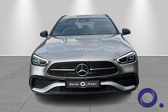 Mercedes-Benz C220 9 of 17