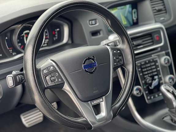 Volvo S60 18 of 30