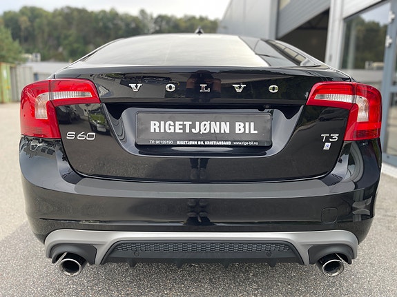 Volvo S60 9 of 30