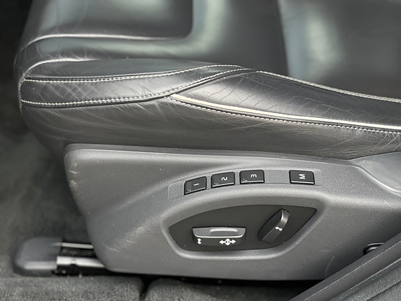 Volvo S60 19 of 30