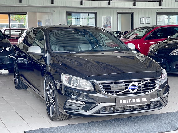 Volvo S60 2 of 30