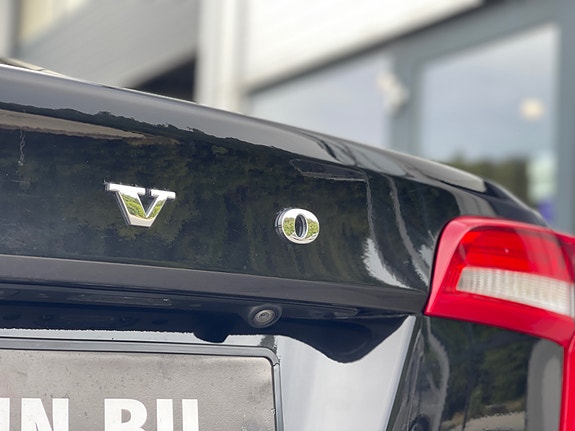 Volvo S60 11 of 30