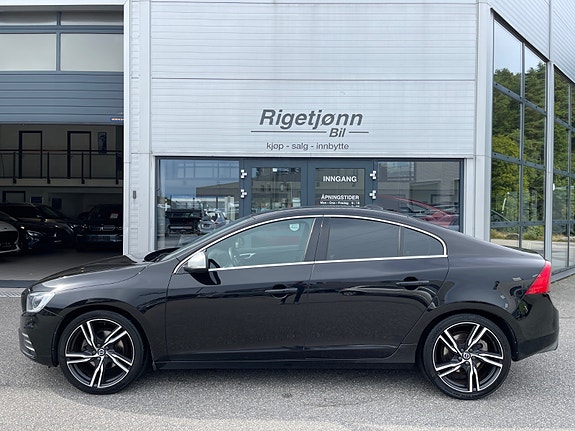 Volvo S60 7 of 30