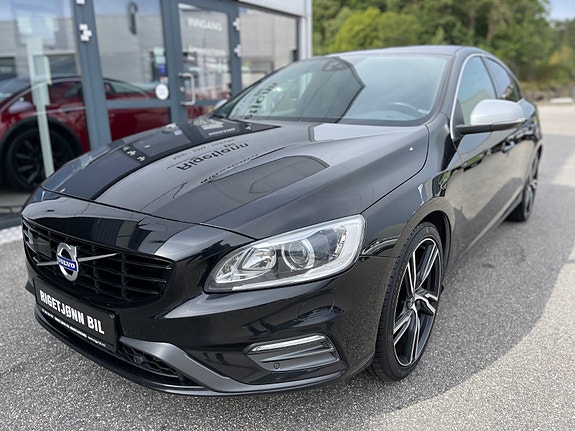 Volvo S60 13 of 30