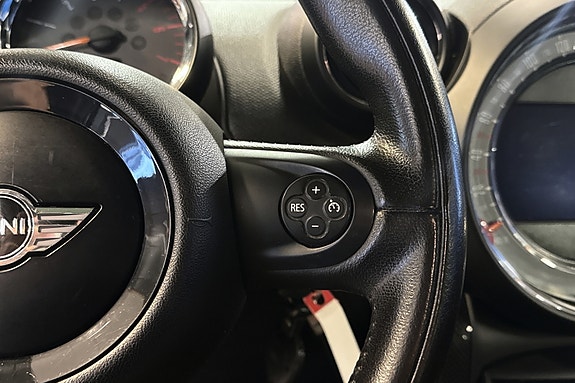 MINI Countryman Cooper 23 of 30