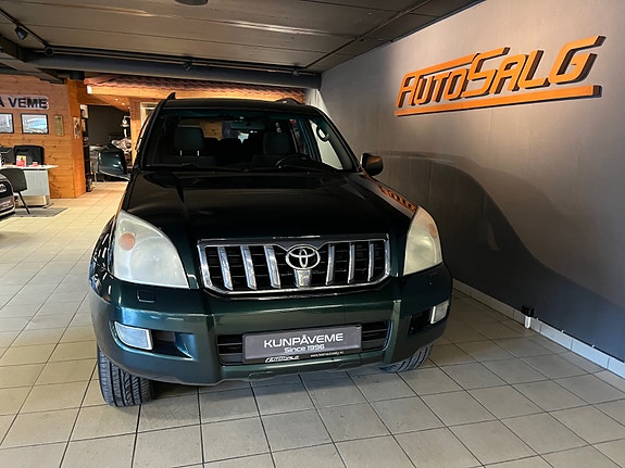 Toyota Land Cruiser 3 of 26