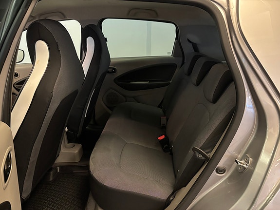 Renault Zoe 11 of 23