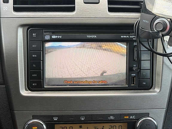 Toyota Avensis 7 of 12