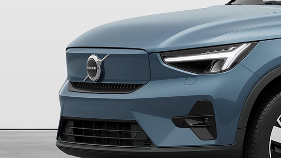 Volvo XC40 10 of 26