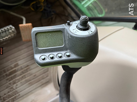 John Deere 6210R traktor 30 of 30