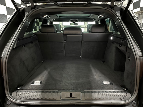 Land Rover Range Rover Sport 14 of 30