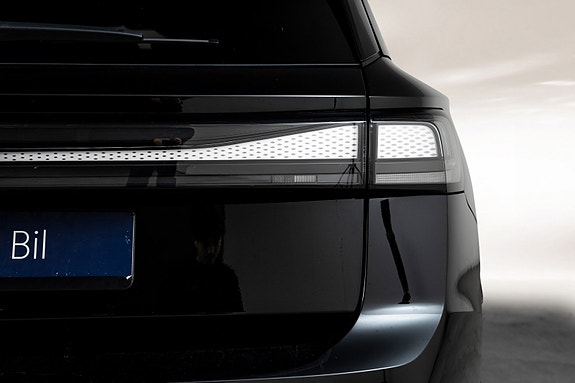 Volkswagen ID.7 8 of 24