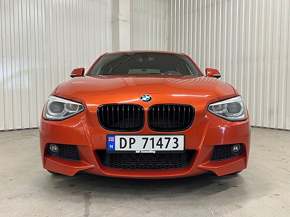 BMW 116d 3 of 18