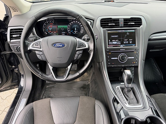 Ford Mondeo 6 of 12