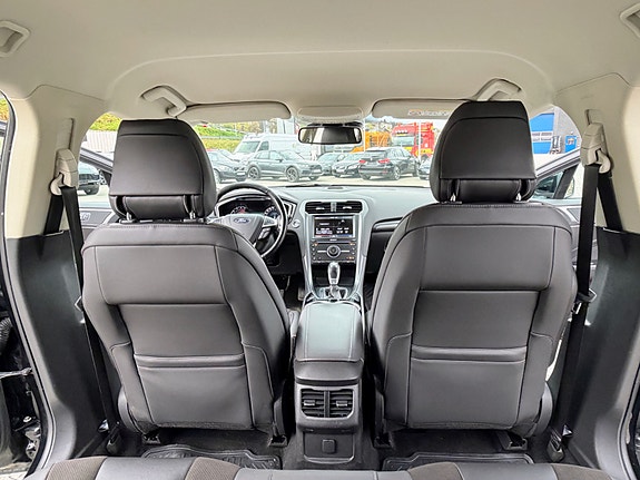 Ford Mondeo 11 of 12