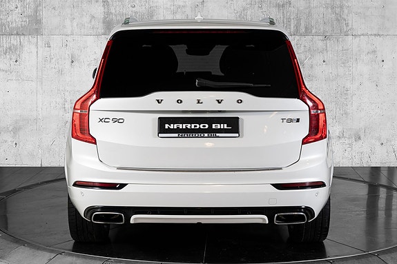 Volvo XC90 7 of 30