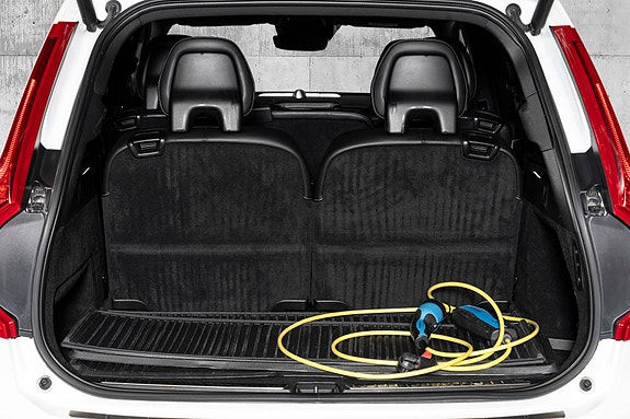 Volvo XC90 26 of 30