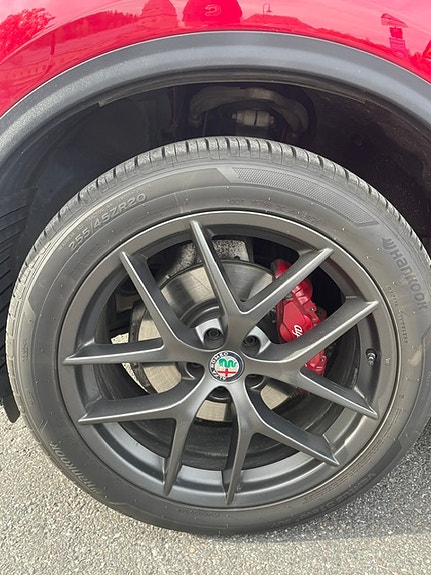 Alfa Romeo Stelvio 20 of 24