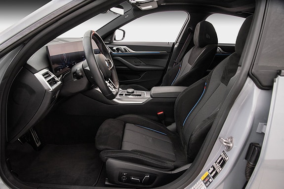 BMW i4 15 of 29
