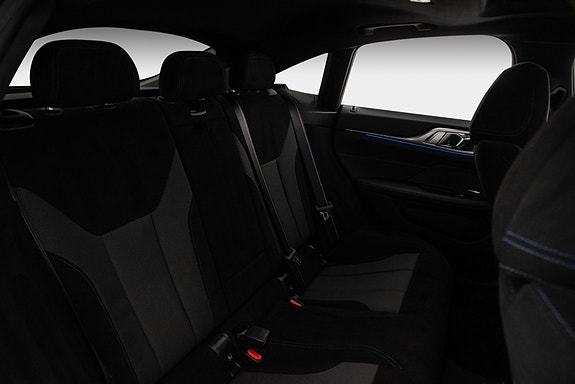 BMW i4 19 of 29