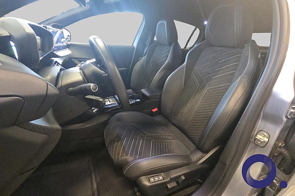 Peugeot e-208 14 of 26