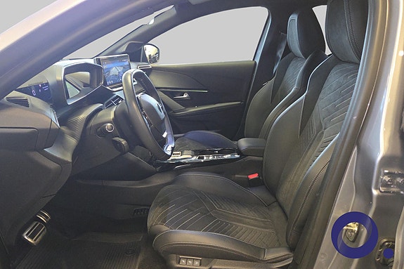 Peugeot e-208 13 of 26
