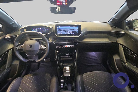 Peugeot e-208 15 of 26