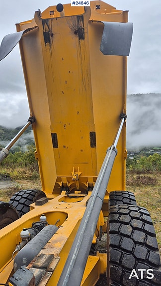 Volvo A25E dumper m/ hvite skilt 9 of 21