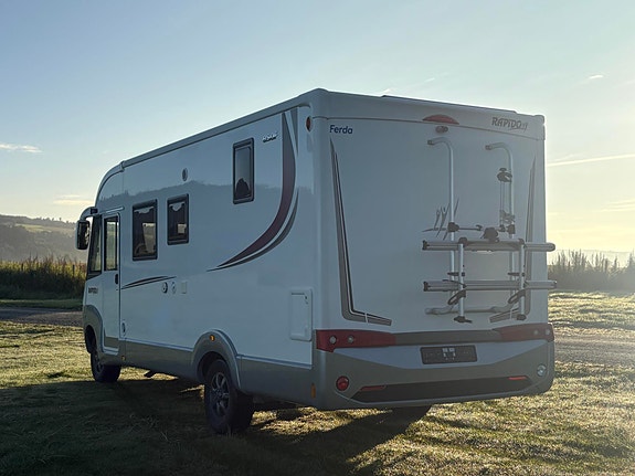 Rapido 850 F SOLCELLE / QB / LAV KM STAND  / TRUMA / GULVVARME !! 3 of 25