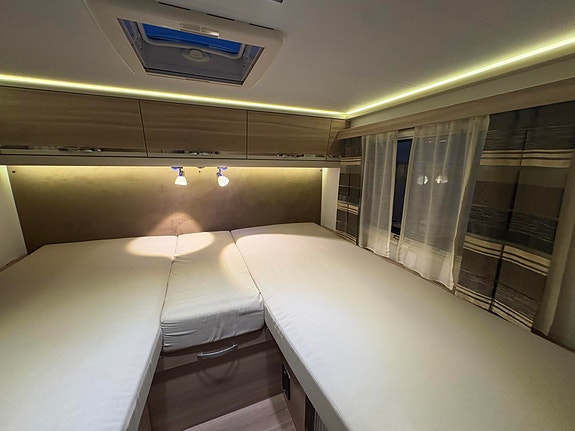 Adria Matrix Axess M 670SL SOLCELLE / SENKESENG / TRUMA /  5 SETER!! 23 of 25