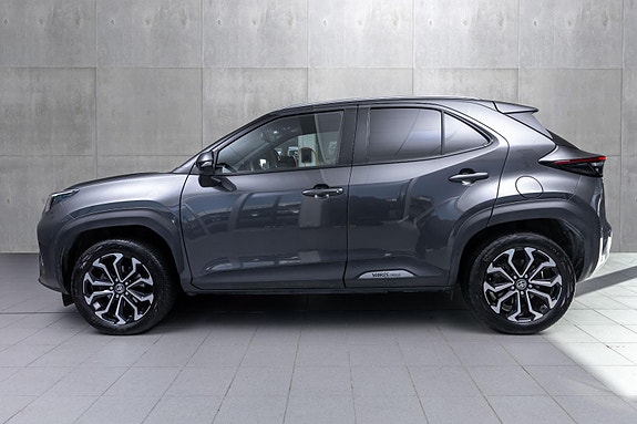 Toyota Yaris Cross 3 of 21