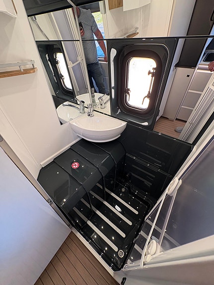 Hobby PRESTIGE VAN 640 ET 180HK / 3500KG / HELT NY!!  ADAPTIV CRUISeKONTROLL!! 16 of 29