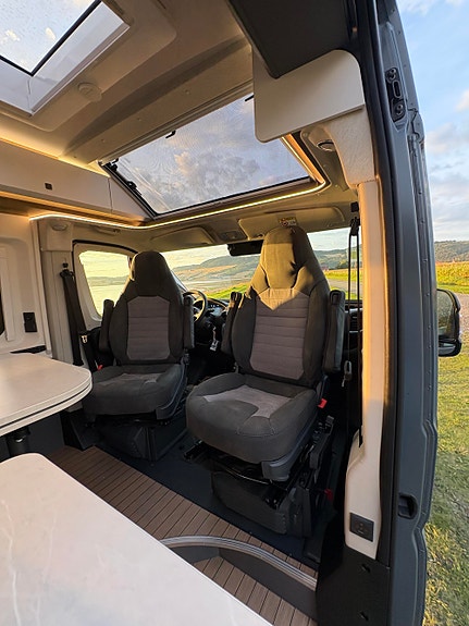 Hobby PRESTIGE VAN 640 ET 180HK / 3500KG / HELT NY!!  ADAPTIV CRUISeKONTROLL!! 7 of 29