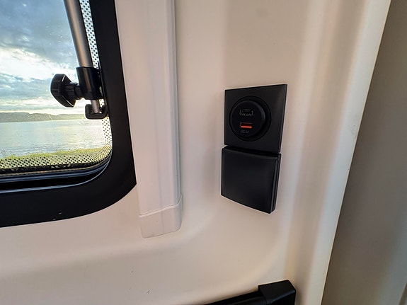Hobby PRESTIGE VAN 640 ET 180HK / 3500KG / HELT NY!!  ADAPTIV CRUISeKONTROLL!! 29 of 29
