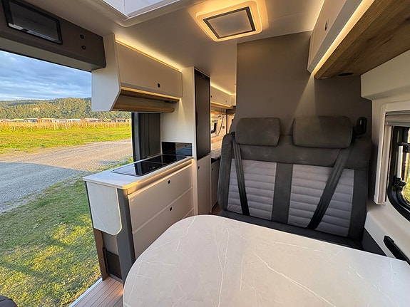 Hobby PRESTIGE VAN 640 ET 180HK / 3500KG / HELT NY!!  ADAPTIV CRUISeKONTROLL!! 10 of 29