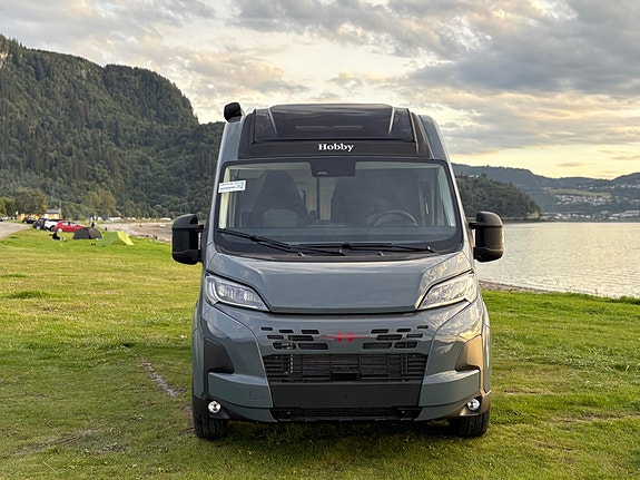 Hobby PRESTIGE VAN 640 ET 180HK / 3500KG / HELT NY!!  ADAPTIV CRUISeKONTROLL!! 2 of 29