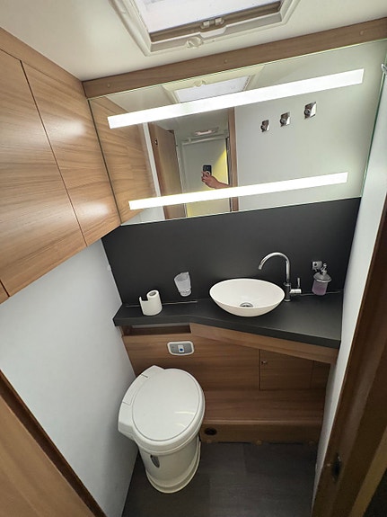 Adria COARAL 670 SC PLUS / AC / PANORAMA ! !! 17 of 24