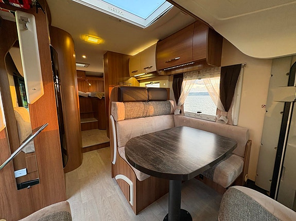 Challenger Sirius 3097 SOLCELLE / NY REGREIM / NY SERVICE ! 7 of 30