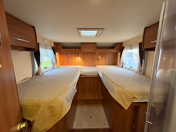 Challenger Sirius 3097 SOLCELLE / NY REGREIM / NY SERVICE ! 19 of 30