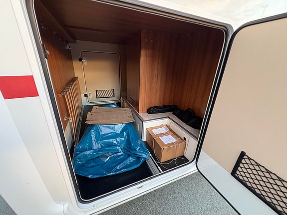 Challenger Sirius 3097 SOLCELLE / NY REGREIM / NY SERVICE ! 30 of 30