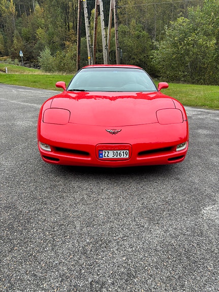 Chevrolet Corvette 5 of 13
