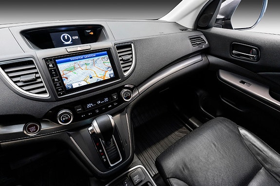 Honda CR-V 15 of 30