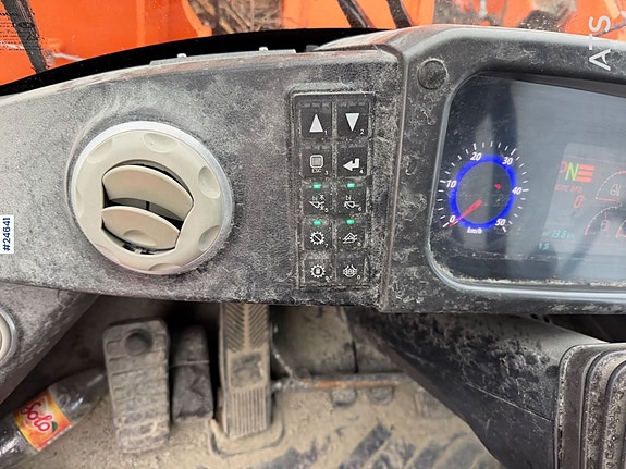 2015 Doosan DL550-5 hjullaster m/ vekt, skuffe og nye dekk 17 of 29
