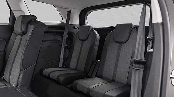 Peugeot 5008 14 of 23