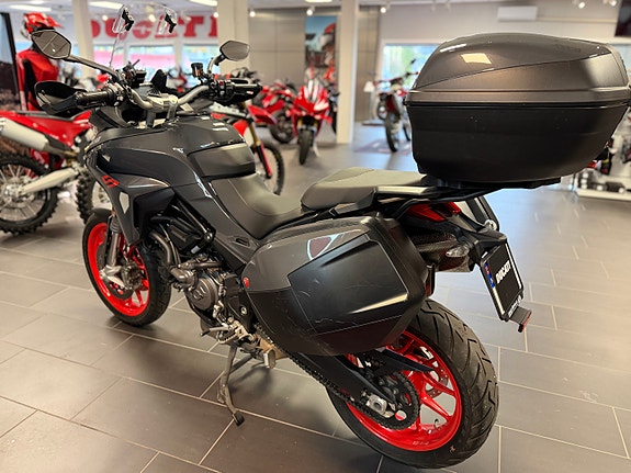 Ducati Multistrada V2s 5 of 9