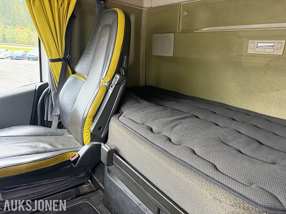 Volvo FH16 23 of 30
