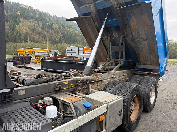 Volvo FH16 25 of 30